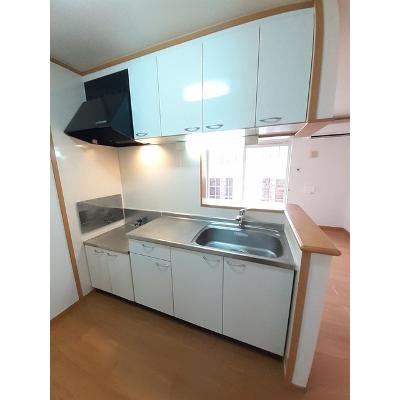 エスポワ－ル　Ⅱ号館 201【管理NO：1-013300802-02010】 ★家具家電は申し込み後に搬入します★の物件画像