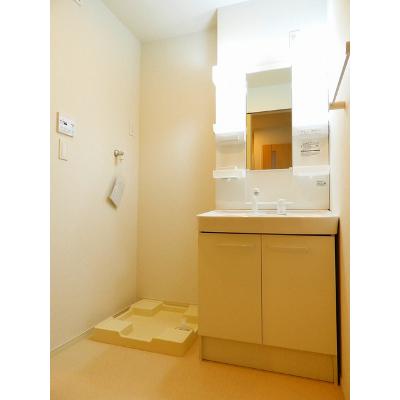 サニーレジデンス 101【管理NO：1-023301201-01010】 ★家具家電は申し込み後に搬入します★ ★2026年09月上旬入居可能★の物件画像