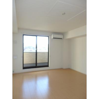 ユニベールＢ 203【管理NO：1-019022202-02030】 ★家具家電は申し込み後に搬入します★ ★2026年09月上旬入居可能★の物件画像