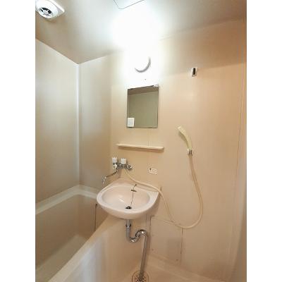 エルディム広田 101【管理NO：1-001456401-01010】 ★家具家電は申し込み後に搬入します★ ★2026年09月中旬入居可能★の物件画像