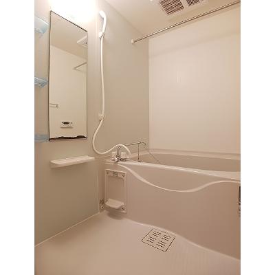 クレマチス 102【管理NO：1-016395201-01020】 ★家具家電は申し込み後に搬入します★の物件画像