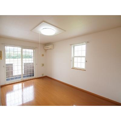 エスペランサ 101【管理NO：1-014098401-01010】 ★家具家電は申し込み後に搬入します★ ★2026年09月中旬入居可能★の物件画像