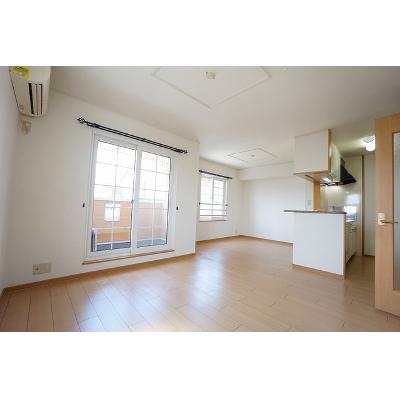 タウンコート学研台 201【管理NO：1-013995901-02010】 ★家具家電は申し込み後に搬入します★ ★2026年08月下旬入居可能★の物件画像