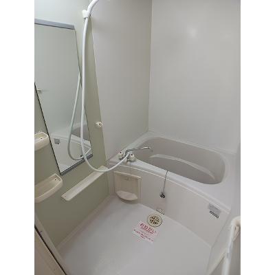 ホワイトアイ　Ａ 102【管理NO：1-012822501-01020】 ★家具家電は申し込み後に搬入します★の物件画像