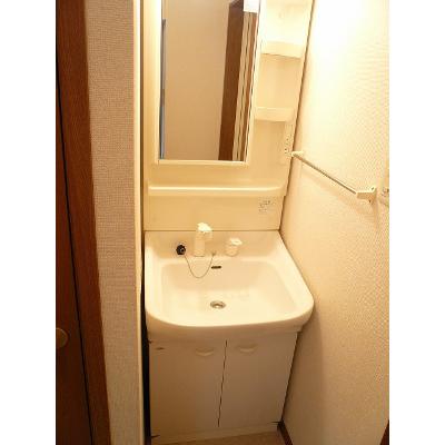 グリーンコート東館　Ａ 202【管理NO：1-011027501-02020】 ★家具家電は申し込み後に搬入します★の物件画像