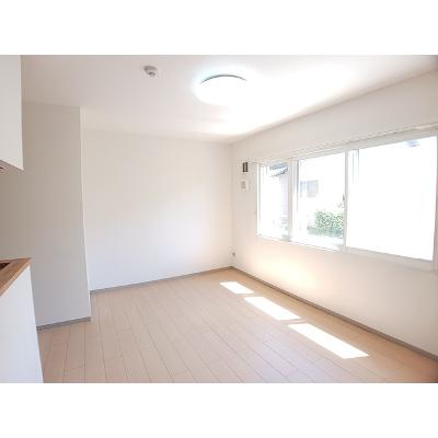 パラッツオわたなべ 101【管理NO：1-014737801-01010】 ★家具家電は申し込み後に搬入します★の物件画像