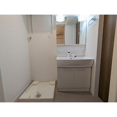 エレガンシア　Ⅲ 105【管理NO：1-027741301-01050】 ★家具家電は申し込み後に搬入します★ ★2026年09月上旬入居可能★の物件画像
