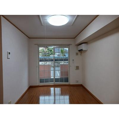 カーサ・プラシード　Ⅱ 102【管理NO：1-013687702-01020】 ★家具家電は申し込み後に搬入します 2026年09月上旬入居可能の物件画像