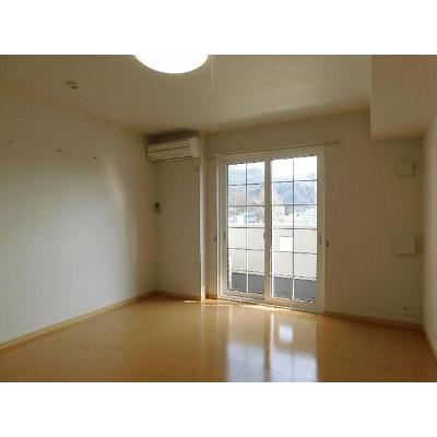 Ｍｏｏｎ　Ｂｒｉｄｇｅ３ 103【管理NO：1-015360703-01030】 ★家具家電は申し込み後に搬入します★の物件画像
