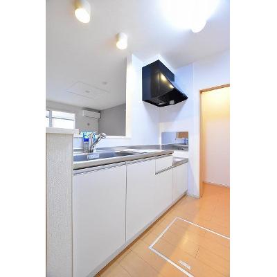 シャン・ド・フルールⅠ 101【管理NO：1-019521401-01010】 ★家具家電は申し込み後に搬入します★ ★2026年09月中旬入居可能★の物件画像