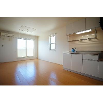 ソレイユ　シャトウ 201【管理NO：1-017248301-02010】 ★家具家電は申し込み後に搬入します★ ★2026年09月中旬入居可能★の物件画像