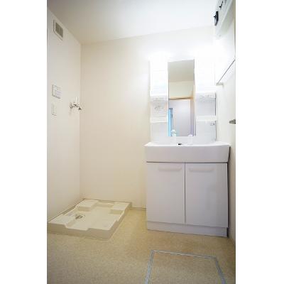 ソレイユ　シャトウ 201【管理NO：1-017248301-02010】 ★家具家電は申し込み後に搬入します★ ★2026年09月中旬入居可能★の物件画像