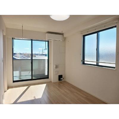 ルリアン 302【管理NO：1-028323901-03020】 ★家具家電は申し込み後に搬入します★の物件画像