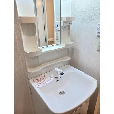 アグレイア 301【管理NO：1-012480901-03010】 ★家具家電は申し込み後に搬入します★ ★2026年09月中旬入居可能★の物件画像