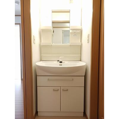 モルティⅥ 102【管理NO：1-012601802-01020】 ★家具家電は申し込み後に搬入します★の物件画像