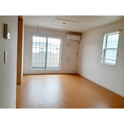 プラシード・アルバ 201【管理NO：1-016577601-02010】 ★家具家電は申し込み後に搬入します 2026年10月中旬入居可能の物件画像