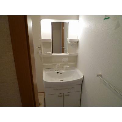 エプリース　Ⅲ 101【管理NO：1-013846603-01010】 ★家具家電は申し込み後に搬入します 2026年09月中旬入居可能の物件画像
