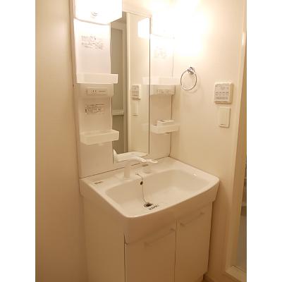 オリビエールＢ 103【管理NO：1-017814202-01030】 ★家具家電は申し込み後に搬入します★ ★2026年09月中旬入居可能★の物件画像