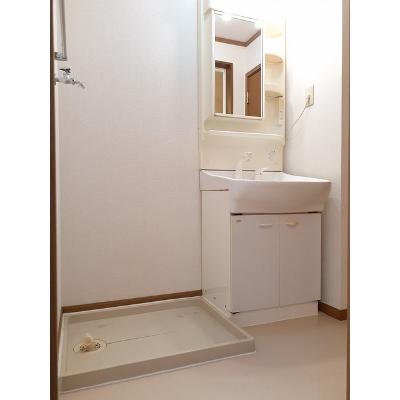 ラベンダー 103【管理NO：1-010780101-01030】 ★家具家電は申し込み後に搬入します★ ★2026年09月上旬入居可能★の物件画像