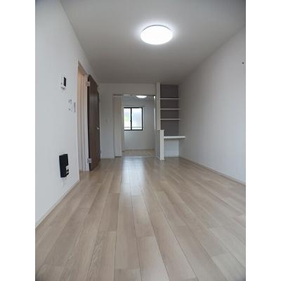 ブルーデイジー 205【管理NO：1-028032301-02040】 ★家具家電は申し込み後に搬入します★ ★2026年09月中旬入居可能★の物件画像