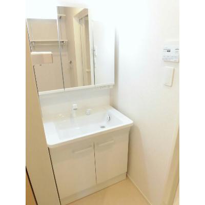 レジデンス北岩田 203【管理NO：1-023661401-02030】 ★家具家電は申し込み後に搬入します★ ★2026年09月中旬入居可能★の物件画像
