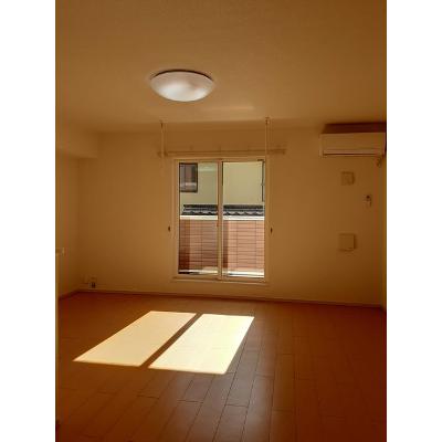 ビブレストⅢ 202【管理NO：1-018560401-02020】 ★家具家電は申し込み後に搬入します★ ★2026年09月中旬入居可能★の物件画像