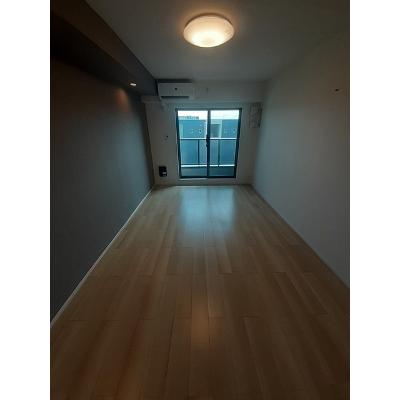 グランシュテル 302【管理NO：1-027455901-03020】 ★家具家電は申し込み後に搬入します 2026年09月中旬入居可能の物件画像