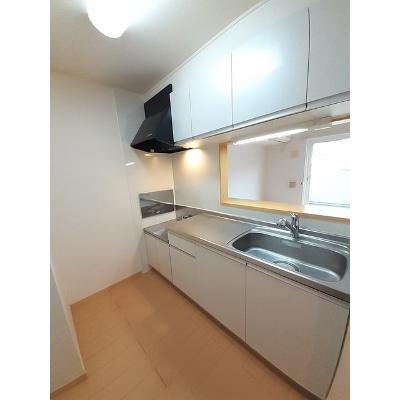 プレミアシャープ 202【管理NO：1-015509501-02020】 ★家具家電は申し込み後に搬入します 2026年09月中旬入居可能の物件画像