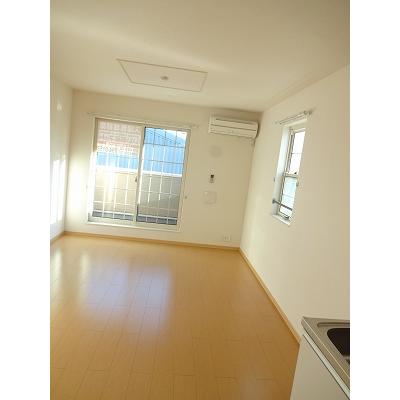 クレドール 202【管理NO：1-017036201-02020】 ★家具家電は申し込み後に搬入します★ ★2026年10月中旬入居可能★の物件画像