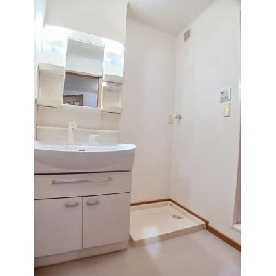 アウローラＳⅢ 105【管理NO：1-013894303-01040】 ★家具家電は申し込み後に搬入します★ ★2026年09月上旬入居可能★の物件画像