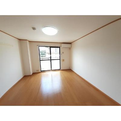 マルベリーⅡ 101【管理NO：1-013294702-01010】 ★家具家電は申し込み後に搬入します★の物件画像