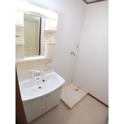 レジデンス２１ 201【管理NO：1-010436501-02010】 ★家具家電は申し込み後に搬入します★の物件画像