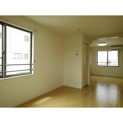 カ－サプラシ－ド 305【管理NO：1-021450901-03040】 ★家具家電は申し込み後に搬入します★ ★2026年09月上旬入居可能★の物件画像