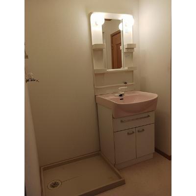 カーサ・グローリアⅠ 102【管理NO：1-012075901-01020】 ★家具家電は申し込み後に搬入します★ ★2026年09月上旬入居可能★の物件画像