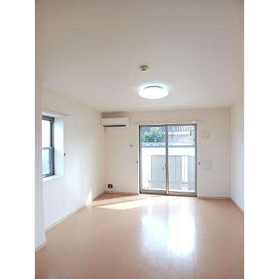 シーガーディアンⅡ 101【管理NO：1-016854402-01010】 ★家具家電は申し込み後に搬入します★の物件画像