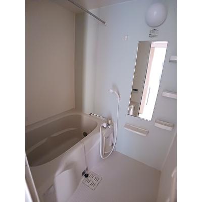 キャッスルビーチ　Ａ 102【管理NO：1-019270901-01020】 ★家具家電は申し込み後に搬入します★の物件画像