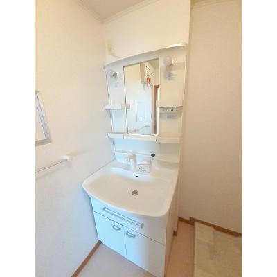プラシードＡ 201【管理NO：1-015119101-02010】 ★家具家電は申し込み後に搬入します★の物件画像