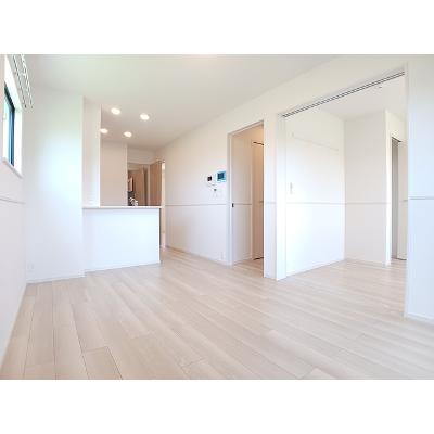 ウィスタリア　Ⅰ 205【管理NO：1-028412701-02050】 ★家具家電は申し込み後に搬入します★の物件画像