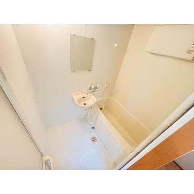 ONLY金沢八景２【🌈WiFi・管理費０円キャンペーン🌈】バストイレ別・浴室乾燥✨3駅2路線利用可能♪最上階角部屋！🚃追浜駅⇔2分、横須賀中央⇔9分、京急川崎⇔40分直通の物件画像