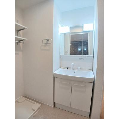 クラール鶴市フロイデＡ 102【管理NO：1-027341401-01020】 ★家具家電は申し込み後に搬入します★ ★2026年09月中旬入居可能★の物件画像