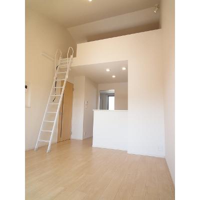 グラースＡ 202【管理NO：1-022294201-02020】 ★家具家電は申し込み後に搬入します★ ★2026年11月中旬入居可能★の物件画像
