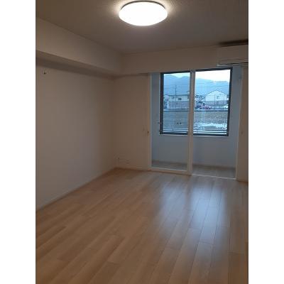レガリアⅠ 102【管理NO：1-026467901-01020】 ★家具家電は申し込み後に搬入します 2026年09月中旬入居可能の物件画像