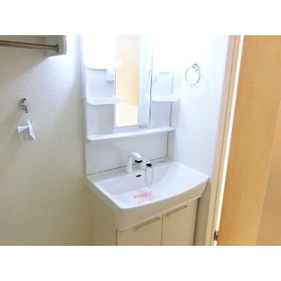 ビバリーヒルズＤ 203【管理NO：1-022497003-02030】 ★家具家電は申し込み後に搬入します★ ★2026年09月中旬入居可能★の物件画像