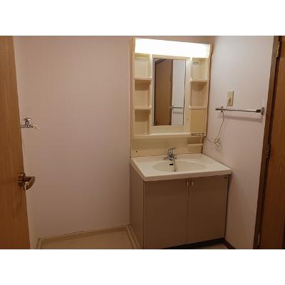 メルベーユ参番館 103【管理NO：1-009574703-01030】 ★家具家電は申し込み後に搬入します★の物件画像