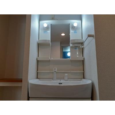 バンブー・ビレッジ 103【管理NO：1-014959801-01030】 ★家具家電は申し込み後に搬入します★ ★2026年09月中旬入居可能★の物件画像