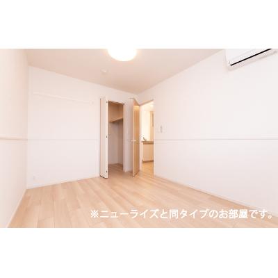 グランディス 202【管理NO：1-028748001-02020】 ★家具家電は申し込み後に搬入します★ ★2026年10月上旬入居可能★の物件画像