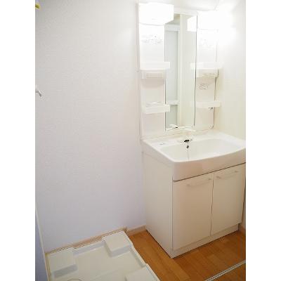 フィオーレ 202【管理NO：1-015487001-02020】 ★家具家電は申し込み後に搬入します 2026年08月下旬入居可能の物件画像