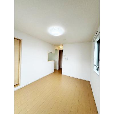 レガリア 201【管理NO：1-020478601-02010】 ★家具家電は申し込み後に搬入します★ ★2026年09月中旬入居可能★の物件画像