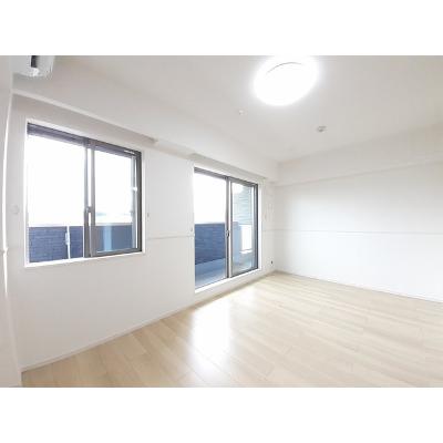 キー　ウェスト 204【管理NO：1-028497901-02040】 ★家具家電は申し込み後に搬入します★ ★2027年02月上旬入居可能★の物件画像