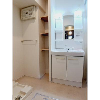 ウォーターフロントＡ 201【管理NO：1-022009101-02010】 ★家具家電は申し込み後に搬入します★の物件画像